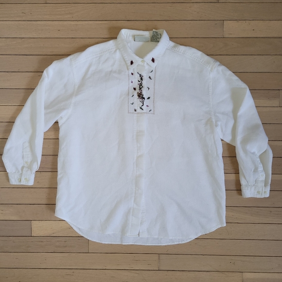 Embroidered top - Picture 1 of 4